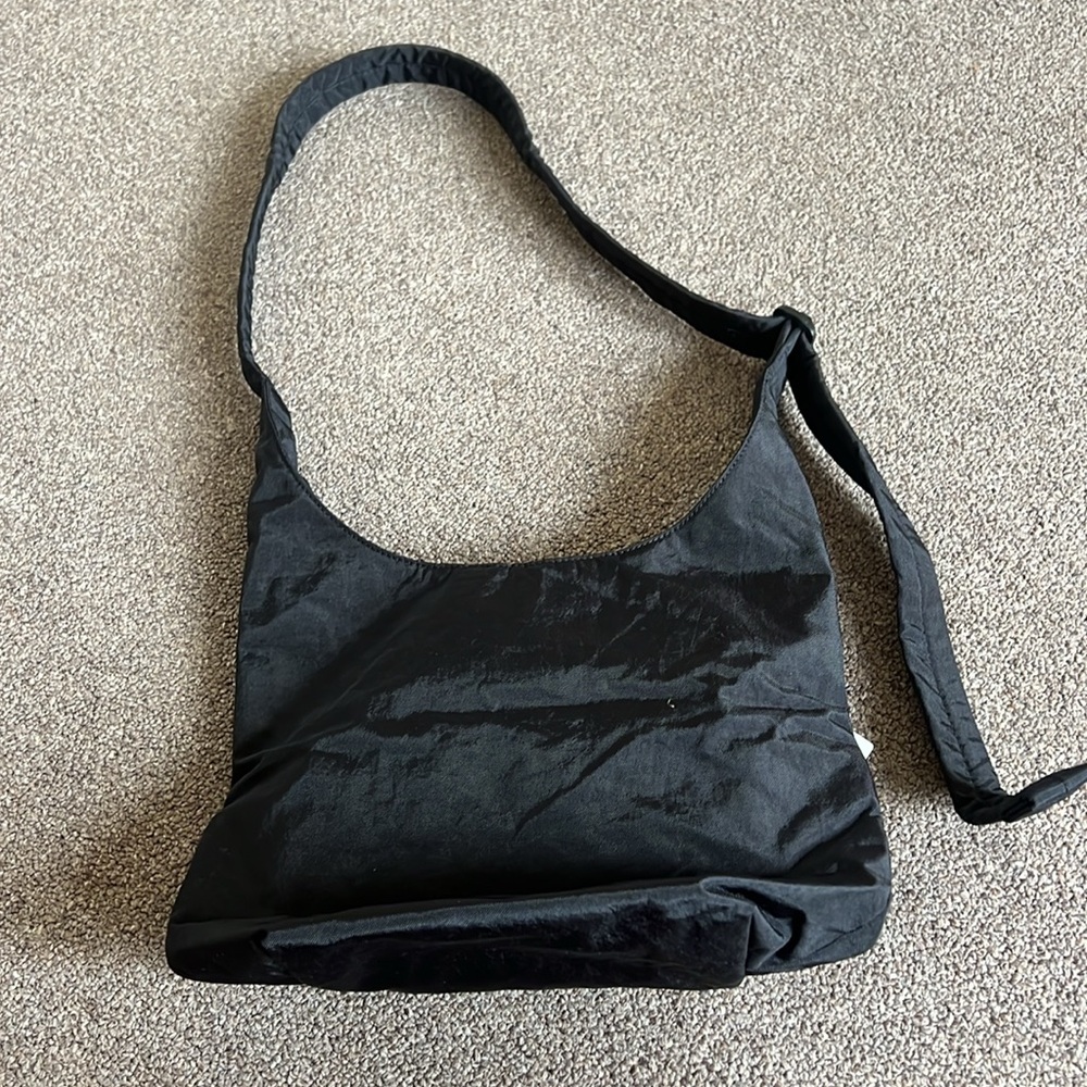 BAGGU Exclusive Rosette Small Nylon Sling Bag NWT - Picture 8 of 8